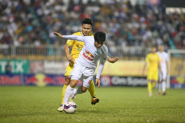 HA Gia Lai 1-0 Hà Nội: Siêu phẩm sút xa của Xuân Trường - 5 HA Gia Lai 1-0 Hà Nội: Siêu phẩm sút xa của Xuân Trường - 5