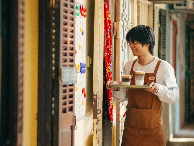 Quán cà phê ở khu tập thể cũ, cất giữ khoảng trời tuổi thơ của bao người - 1 Quán cà phê ở khu tập thể cũ, cất giữ khoảng trời tuổi thơ của bao người - 1