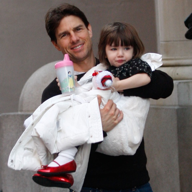 Con gái tài tử Tom Cruise xinh xắn, phổng phao ở tuổi 15 - 3 Con gái tài tử Tom Cruise xinh xắn, phổng phao ở tuổi 15 - 3