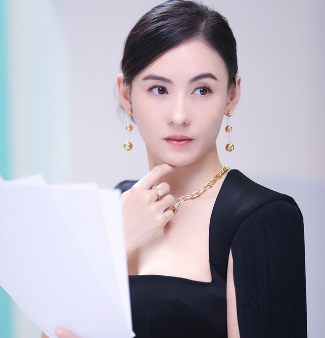 Bị loại khỏi show truyền hình vì hát kém, Trương Bá Chi vẫn kiếm bộn tiền - 6 Bị loại khỏi show truyền hình vì hát kém, Trương Bá Chi vẫn kiếm bộn tiền - 6