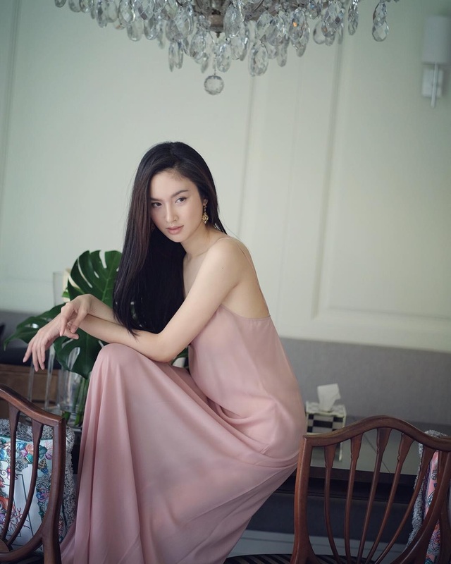 Vẻ gợi cảm khó cưỡng của mỹ nhân chuyển giới đẹp nhất Thái Lan - 9 Vẻ gợi cảm khó cưỡng của mỹ nhân chuyển giới đẹp nhất Thái Lan - 9