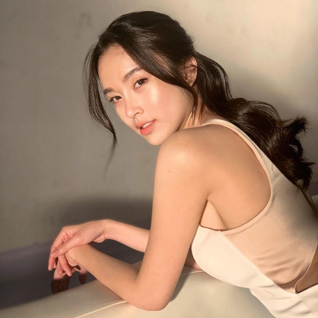 Vẻ gợi cảm khó cưỡng của mỹ nhân chuyển giới đẹp nhất Thái Lan - 12 Vẻ gợi cảm khó cưỡng của mỹ nhân chuyển giới đẹp nhất Thái Lan - 12