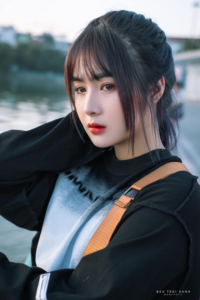 Nữ streamer mới nổi bị tung ảnh nóng giả, có phải do cạnh tranh bẩn? - 2