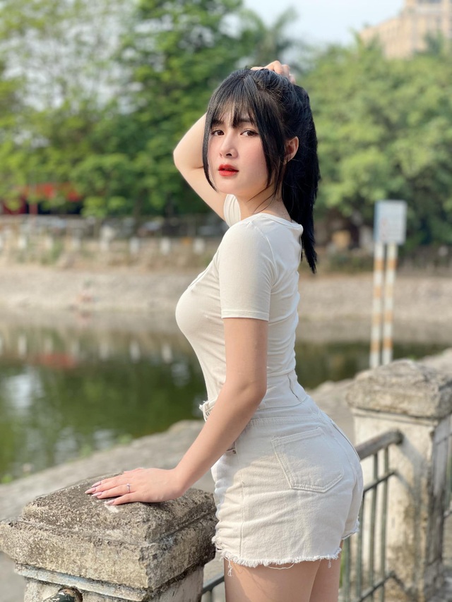 Nữ streamer mới nổi bị tung ảnh nóng giả, có phải do cạnh tranh bẩn? - 3