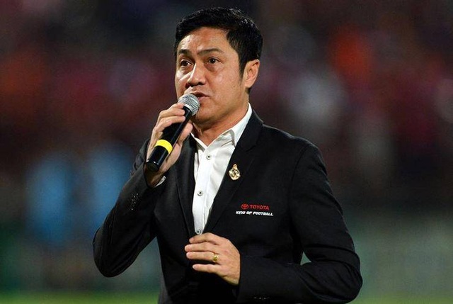 Huyền thoại bóng đá Thái Lan: Kiatisuk sẽ thay HLV Park Hang Seo - 2
