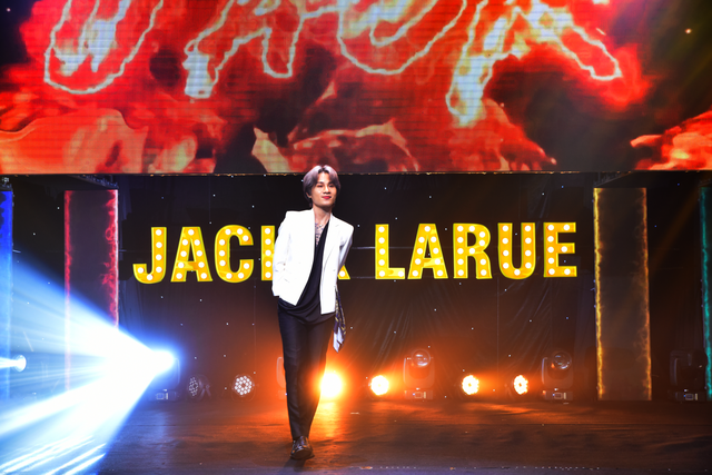 Jack là đại sứ thương hiệu đầu tiên của Bia Larue - 3 Jack là đại sứ thương hiệu đầu tiên của Bia Larue - 3