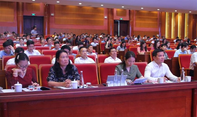 Sắp xếp trường lớp, tạo sức ép cho nhà trường, Bộ trưởng GD-ĐT nói gì? - 3 Sắp xếp trường lớp, tạo sức ép cho nhà trường, Bộ trưởng GD-ĐT nói gì? - 3