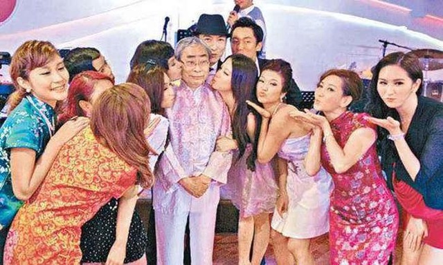 Tỷ phú nức tiếng Hồng Kông hò hẹn với 1000 cô gái, qua đời trong cô độc - 1 Tỷ phú nức tiếng Hồng Kông hò hẹn với 1000 cô gái, qua đời trong cô độc - 1