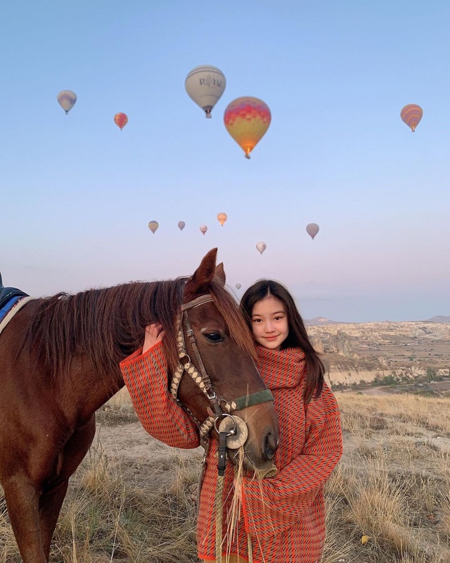 Cô gái xinh đẹp được so với công chúa Jennie nhóm nhạc Blackpink - 5 Cô gái xinh đẹp được so với công chúa Jennie nhóm nhạc Blackpink - 5