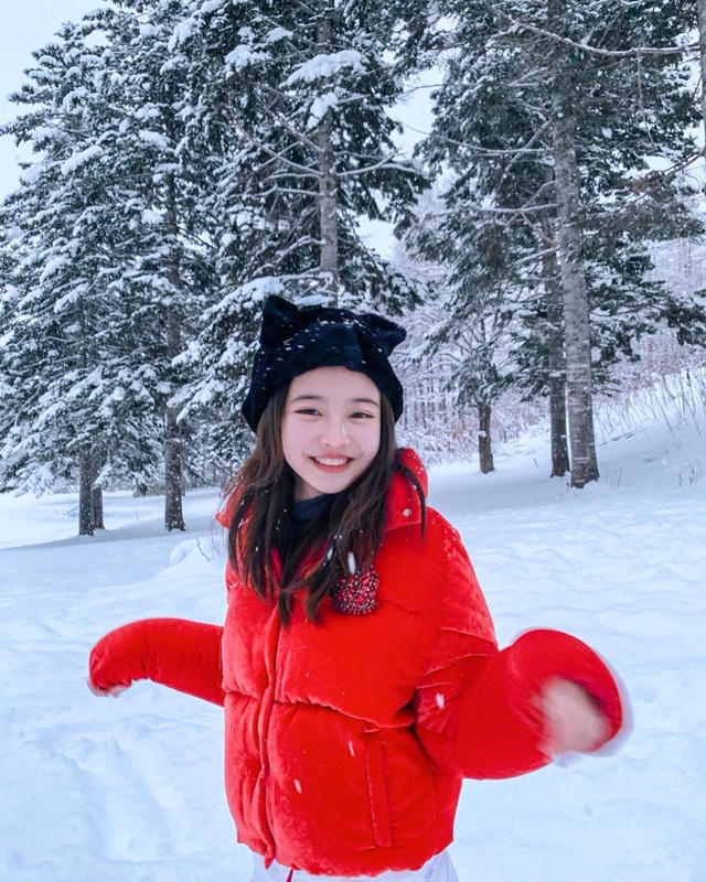 Cô gái xinh đẹp được so với công chúa Jennie nhóm nhạc Blackpink - 14 Cô gái xinh đẹp được so với công chúa Jennie nhóm nhạc Blackpink - 14
