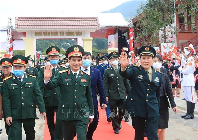 Thượng tướng Phan Văn Giang tô sơn cột mốc chủ quyền tại Quảng Ninh - 4