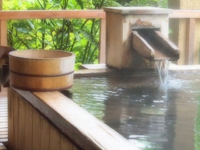 Bồn tắm lộ thiên - Tinh hoa suối khoáng nóng Nhật Bản - 1 Bồn tắm lộ thiên - Tinh hoa suối khoáng nóng Nhật Bản - 1