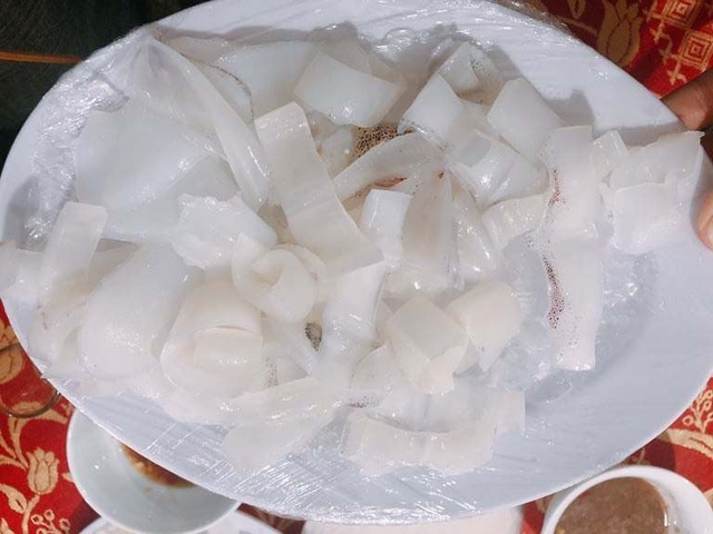 Con nhảy tanh tách, tiền triệu mỗi kg vẫn không có để bán - 11 Con nhảy tanh tách, tiền triệu mỗi kg vẫn không có để bán - 11