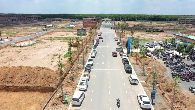Cận cảnh khu đô thị có hạ tầng và pháp lý hoàn thiện liền kề sân bay Long Thành - 2 Cận cảnh khu đô thị có hạ tầng và pháp lý hoàn thiện liền kề sân bay Long Thành - 2