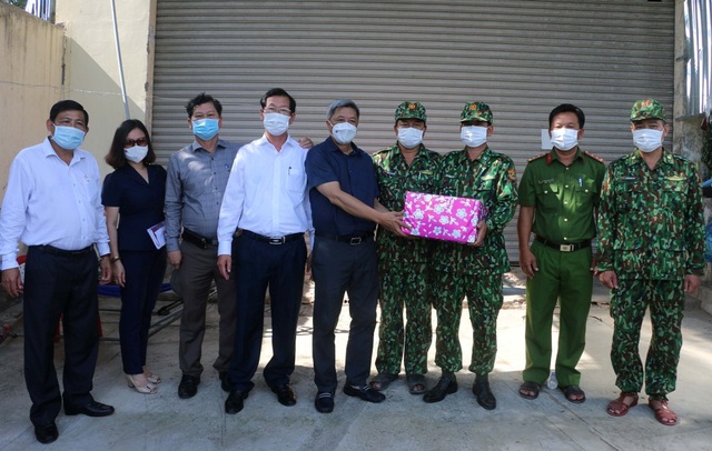 An Giang tạm dừng tiếp nhận cách ly người nhập cảnh đường hàng không - 2 An Giang tạm dừng tiếp nhận cách ly người nhập cảnh đường hàng không - 2