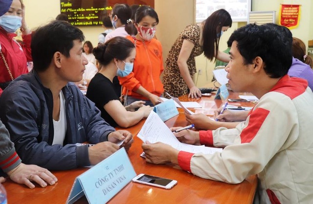 Doanh nghiệp cần hơn 2.000 lao động, chỉ 200 người đến ứng tuyển - 2 Doanh nghiệp cần hơn 2.000 lao động, chỉ 200 người đến ứng tuyển - 2