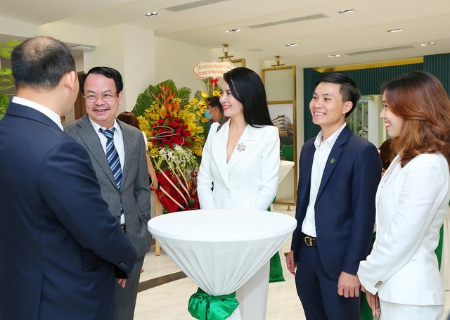 Văn phòng Meyhomes Capital Phú Quốc mới khai trương có gì đặc biệt? - 4 Văn phòng Meyhomes Capital Phú Quốc mới khai trương có gì đặc biệt? - 4