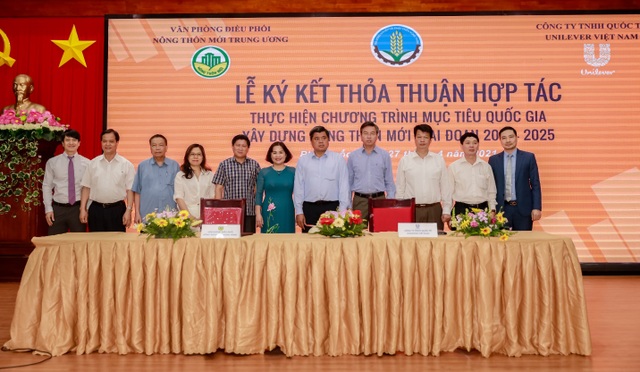 Lễ ký kết thỏa thuận hợp tác giữa Unilever và Văn phòng điều phối Nông thôn mới Trung ương - 2 Lễ ký kết thỏa thuận hợp tác giữa Unilever và Văn phòng điều phối Nông thôn mới Trung ương - 2