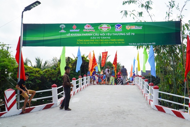 Khởi công, khánh thành 7 cây cầu nối yêu thương vượt sông nước miền Tây - 4 Khởi công, khánh thành 7 cây cầu nối yêu thương vượt sông nước miền Tây - 4