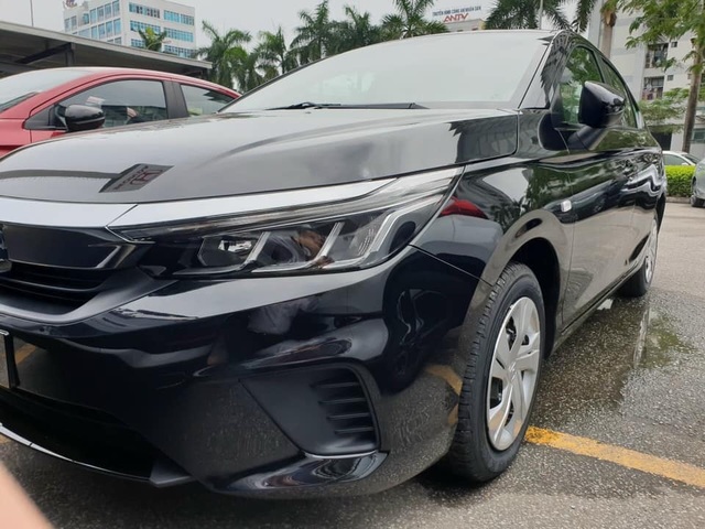 Honda City thêm phiên bản E giá 499 triệu đồng, dùng vành thép và ghế nỉ - 4 Honda City thêm phiên bản E giá 499 triệu đồng, dùng vành thép và ghế nỉ - 4