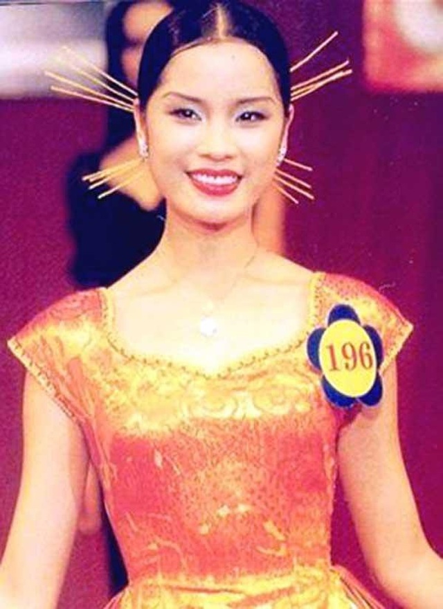 Á hậu đông con nhất showbiz Ngô Thúy Hà tái xuất xinh đẹp ở tuổi 40 - 2 Á hậu đông con nhất showbiz Ngô Thúy Hà tái xuất xinh đẹp ở tuổi 40 - 2