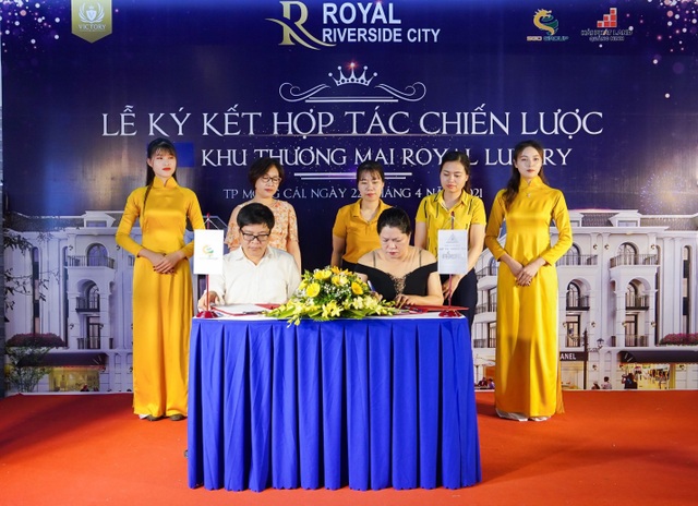 Chính thức ra mắt khu thương mại Royal Luxury thuộc dự án Royal Riverside City - 1