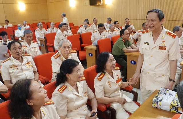 Gần 1.000 cán bộ công an hy sinh khi chi viện cho chiến trường miền Nam - 9 Gần 1.000 cán bộ công an hy sinh khi chi viện cho chiến trường miền Nam - 9
