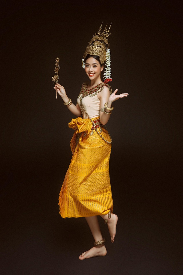 Hoa khôi sinh viên TP Cần Thơ đẹp dịu dàng với trang phục Khmer - 4