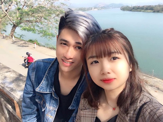 Đi làm mẫu tóc để thoát nghèo, cô gái Đà Nẵng lãi luôn anh chủ tiệm - 3 Đi làm mẫu tóc để thoát nghèo, cô gái Đà Nẵng lãi luôn anh chủ tiệm - 3