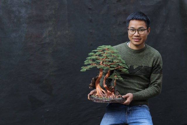 Mê mẩn những cây bonsai làm từ…dây đồng của 9X mắc bệnh máu khó đông - 2