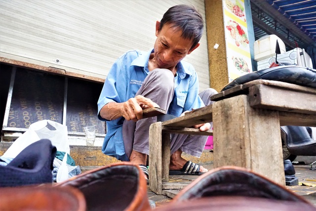 Đà Nẵng: Những người mưu sinh trong Ngày Quốc tế lao động - 2 Đà Nẵng: Những người mưu sinh trong Ngày Quốc tế lao động - 2