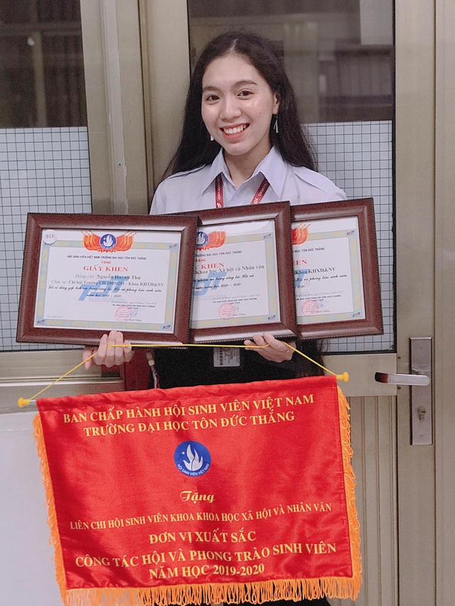 Tân Hoa khôi ĐH Tôn Đức Thắng cao 1m72, sở hữu mái tóc dài thướt tha - 5 Tân Hoa khôi ĐH Tôn Đức Thắng cao 1m72, sở hữu mái tóc dài thướt tha - 5