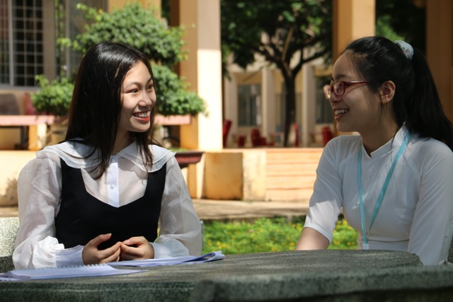 Nữ sinh vùng cao giành học bổng Mỹ, 18 tuổi đăng nghiên cứu tạp chí quốc tế - 4 Nữ sinh vùng cao giành học bổng Mỹ, 18 tuổi đăng nghiên cứu tạp chí quốc tế - 4