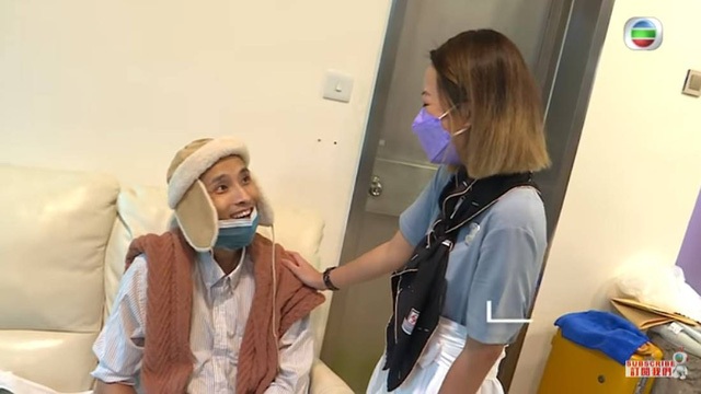 Cựu diễn viên TVB Hong Kong bị ung thư phổi: Tôi giống người ngoài hành tinh sau khi hóa trị - 2 Cựu diễn viên TVB Hong Kong bị ung thư phổi: Tôi giống người ngoài hành tinh sau khi hóa trị - 2