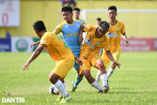Hòa Bình FC có điểm số đầu tiên trong ngày khai mạc giải hạng nhì 2021 - 6 Hòa Bình FC có điểm số đầu tiên trong ngày khai mạc giải hạng nhì 2021 - 6