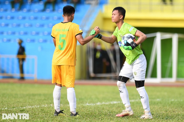 Hòa Bình FC có điểm số đầu tiên trong ngày khai mạc giải hạng nhì 2021 - 7 Hòa Bình FC có điểm số đầu tiên trong ngày khai mạc giải hạng nhì 2021 - 7