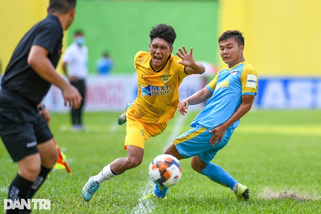 Hòa Bình FC có điểm số đầu tiên trong ngày khai mạc giải hạng nhì 2021 - 8 Hòa Bình FC có điểm số đầu tiên trong ngày khai mạc giải hạng nhì 2021 - 8
