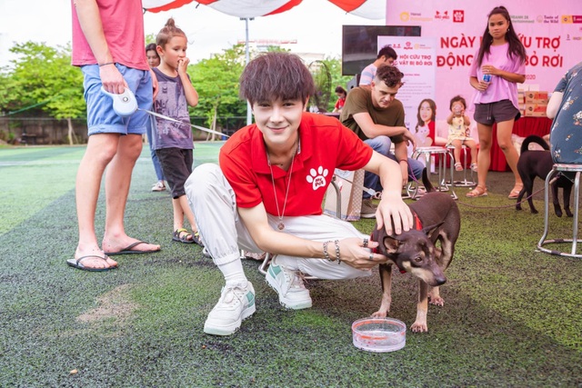 Hot boy Cao Bằng điển trai nghiền làm từ thiện, yêu động vật - 2 Hot boy Cao Bằng điển trai nghiền làm từ thiện, yêu động vật - 2