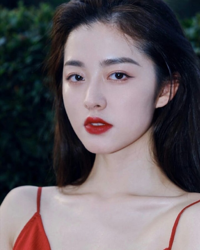 Nữ thần 9X sở hữu khí chất ngời ngời khiến bao người mê đắm - 3 Nữ thần 9X sở hữu khí chất ngời ngời khiến bao người mê đắm - 3