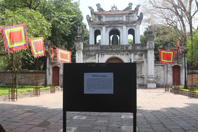 Hà Nội: Hàng loạt đền chùa, khu di tích đóng cửa phòng dịch Covid-19 - 1
