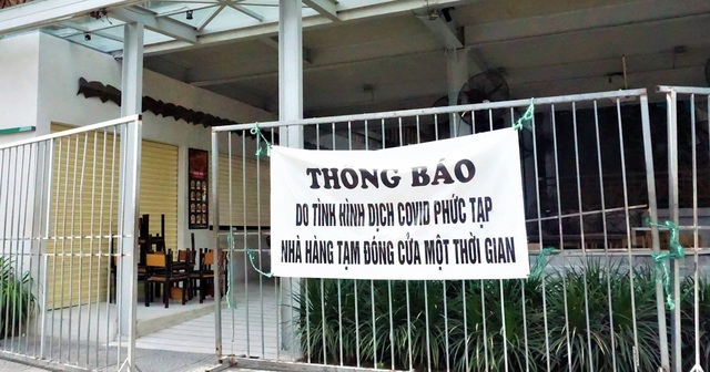 Đà Nẵng: Chưa đến giờ G, hàng quán chủ động đóng cửa sớm - 1 Đà Nẵng: Chưa đến giờ G, hàng quán chủ động đóng cửa sớm - 1