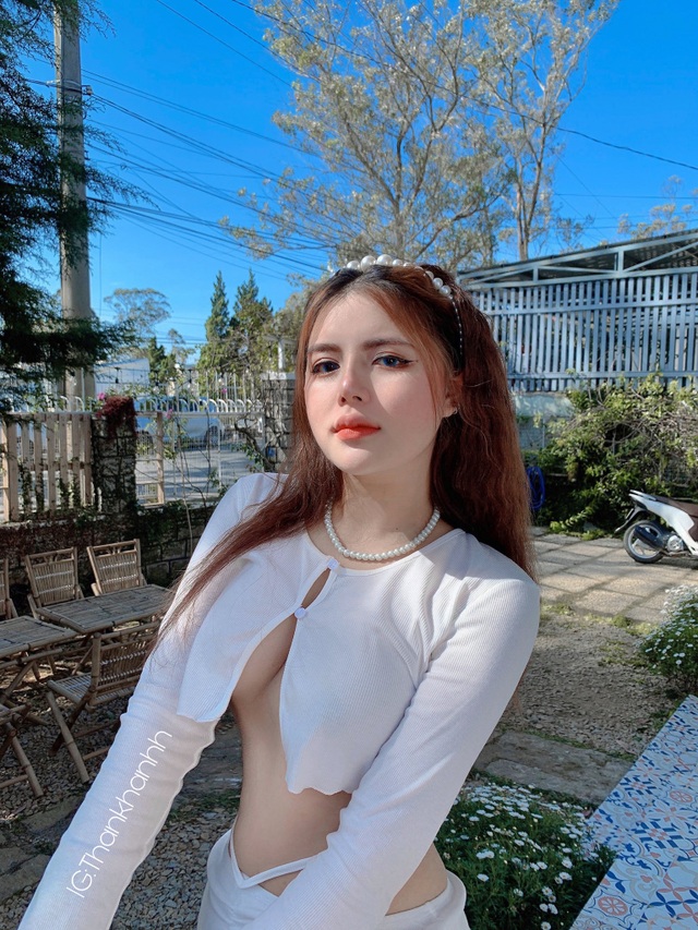 Nét đẹp lai Tây quyến rũ của nữ sinh Sài thành - 5
