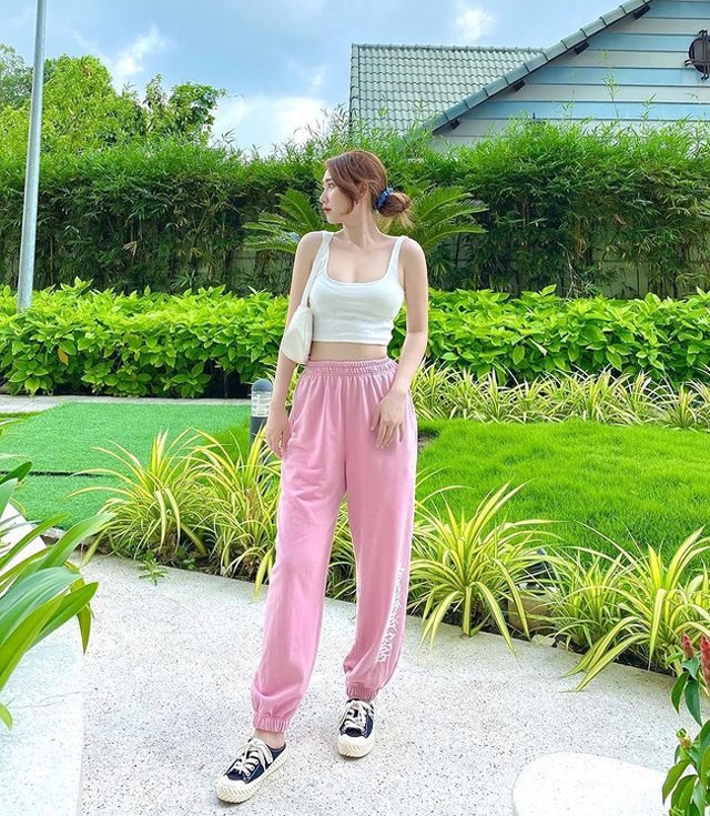 Hot girl Thanh Mèo đẹp căng mọng, tràn đầy sức sống, được báo Trung khen ngợi hết lời - 18 Hot girl Thanh Mèo đẹp căng mọng, tràn đầy sức sống, được báo Trung khen ngợi hết lời - 18