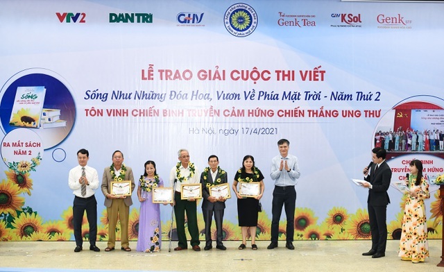 Lễ tôn vinh Chiến binh truyền cảm hứng chiến thắng ung thư - 1 Lễ tôn vinh Chiến binh truyền cảm hứng chiến thắng ung thư - 1