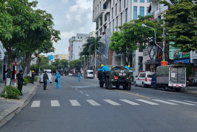 Hành trình Huế- Đà Nẵng và ăn hàng quán dày đặc của ca Covid-19 mới - 2