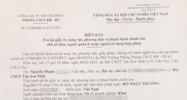 CSGT xin lỗi dân, trả lại giấy tờ vì không chứng minh được vi phạm - 1 CSGT xin lỗi dân, trả lại giấy tờ vì không chứng minh được vi phạm - 1