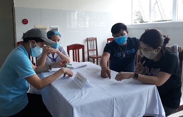 Bình Định phong tỏa các quán ăn, nhà nghỉ do ca nghi mắc Covid-19 ở Đà Nẵng - 2 Bình Định phong tỏa các quán ăn, nhà nghỉ do ca nghi mắc Covid-19 ở Đà Nẵng - 2