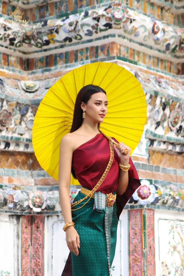 Hoa hậu Thái Lan - Đối thủ đáng gờm của Khánh Vân tại Hoa hậu Hoàn vũ 2020 - 8 Hoa hậu Thái Lan - Đối thủ đáng gờm của Khánh Vân tại Hoa hậu Hoàn vũ 2020 - 8
