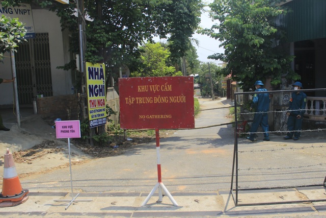 Quảng Trị dựng rào thép gai phong tỏa hơn 350 hộ dân - 7 Quảng Trị dựng rào thép gai phong tỏa hơn 350 hộ dân - 7