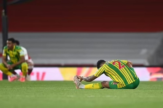 Đội bóng thứ hai ở Premier League chính thức xuống hạng - 3 Đội bóng thứ hai ở Premier League chính thức xuống hạng - 3
